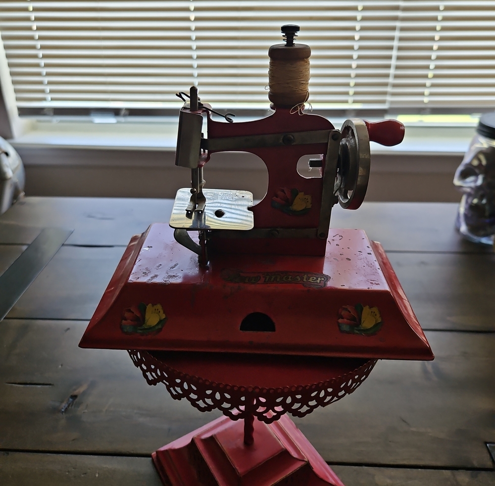 Vintage Red Sew Master Toy Sewing Machine  **ANTHROPOLOGIE HOME LOVERS**